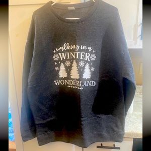 Women’s Christmas sweatshirt